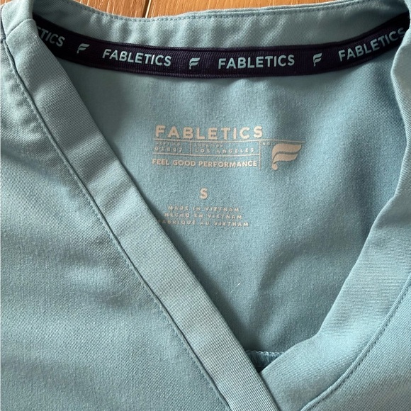 Fabletics Wave Scrub Set - Picture 3 of 5